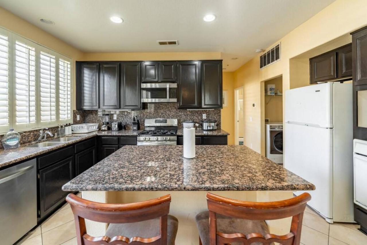 Family-Friendly 4Br Home - Spacious - Great Location Fontana Exterior foto